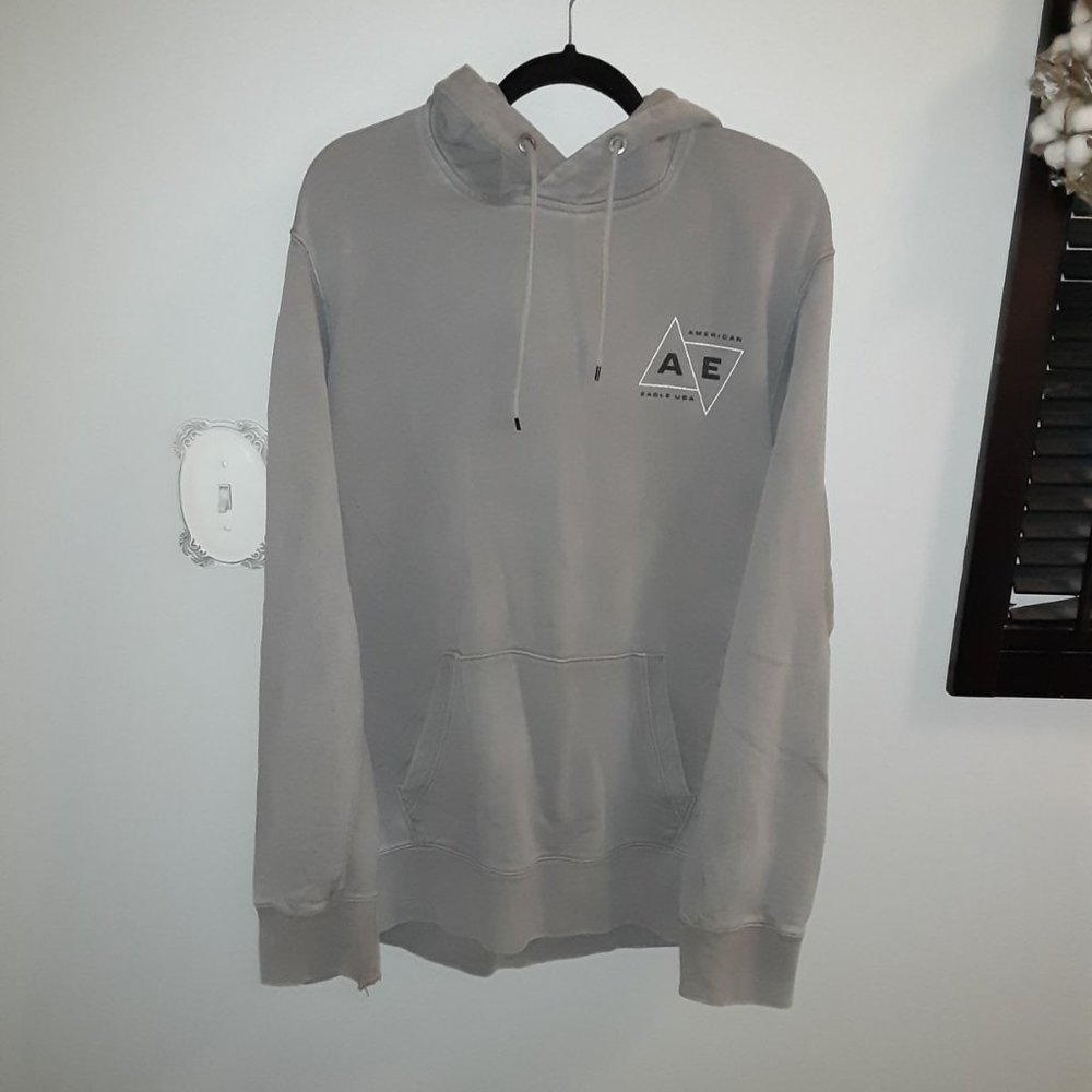 American Eagle Men's Hoodie Size XL